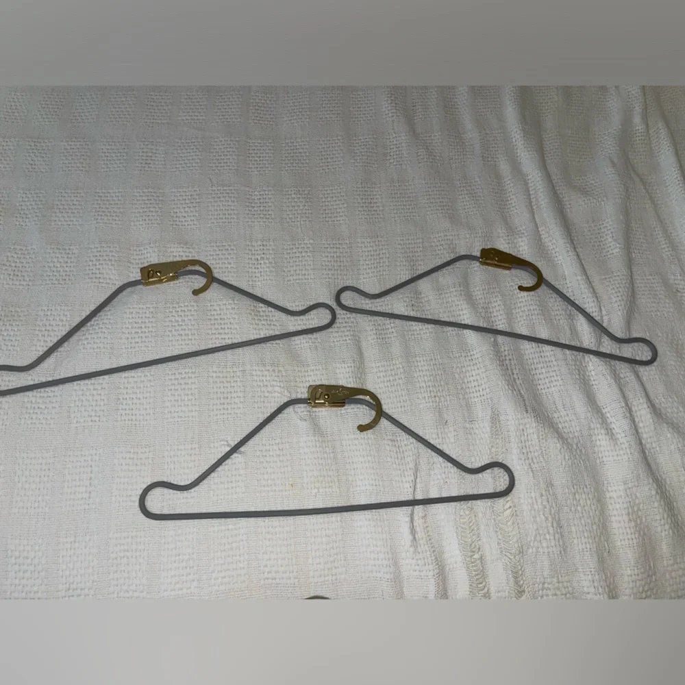 Louis Vuitton Hanger Set